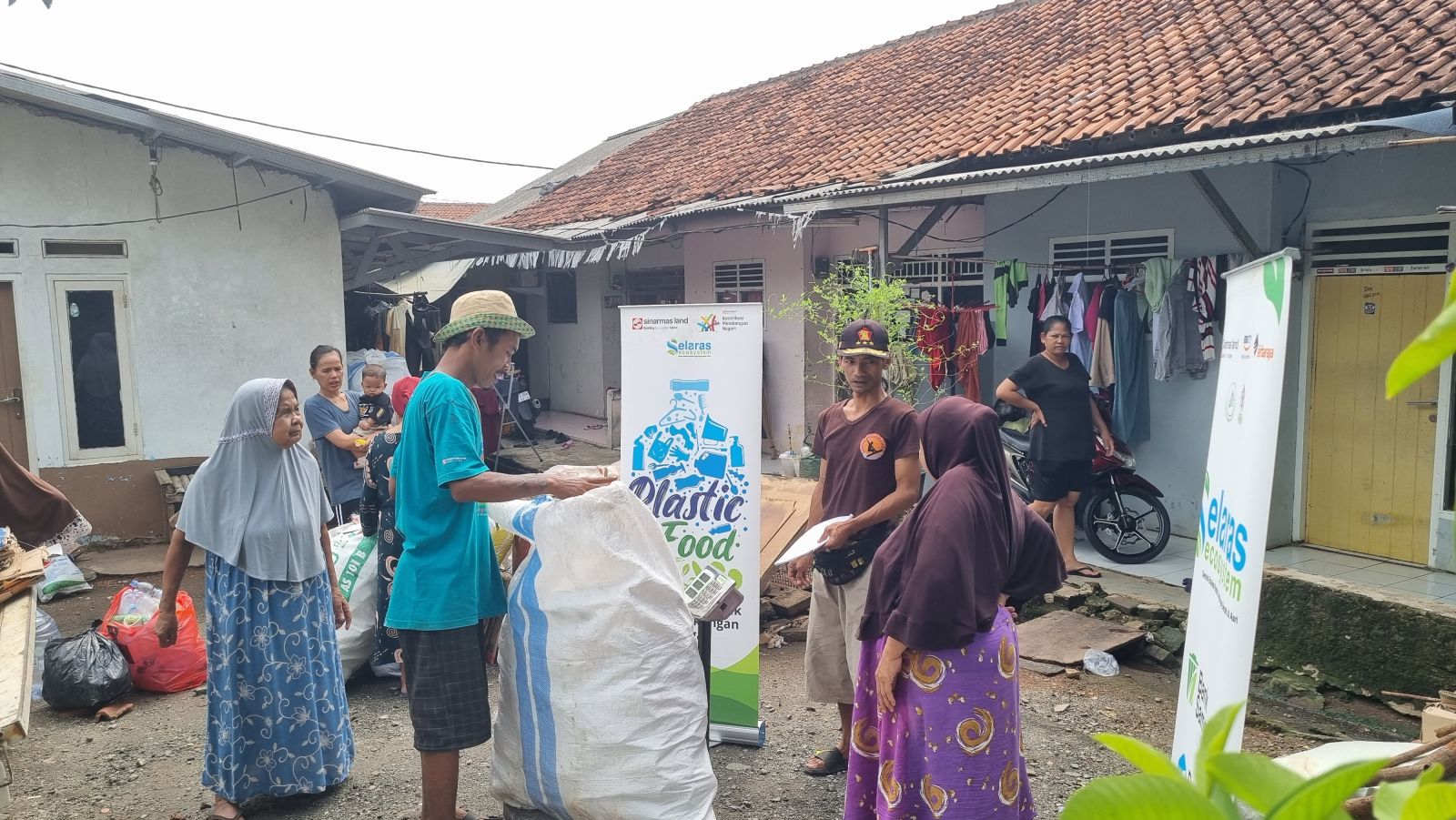 Plastic to Food - Pagedangan dan Sampora - Foto 12